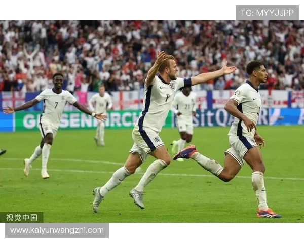 开云足球app下载功能介绍与使用指南,助你成为足球赛事专家